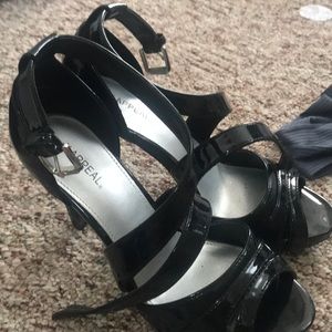 X-Appeal black heels